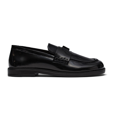 Sorte Pavement PALilja loafers i poleret polido læder med klassiske syninger